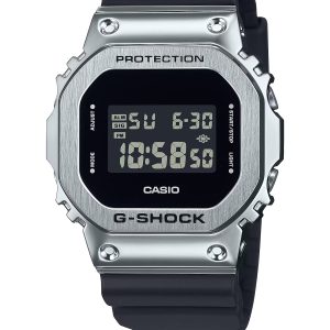 ساعت مچی کاسیو جی شاک GM-5600U-1DR